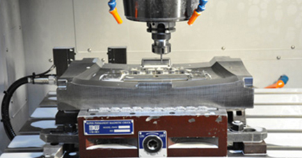 تصميم وتصنيع القوالب