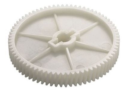 صب البلاستيك والعتاد